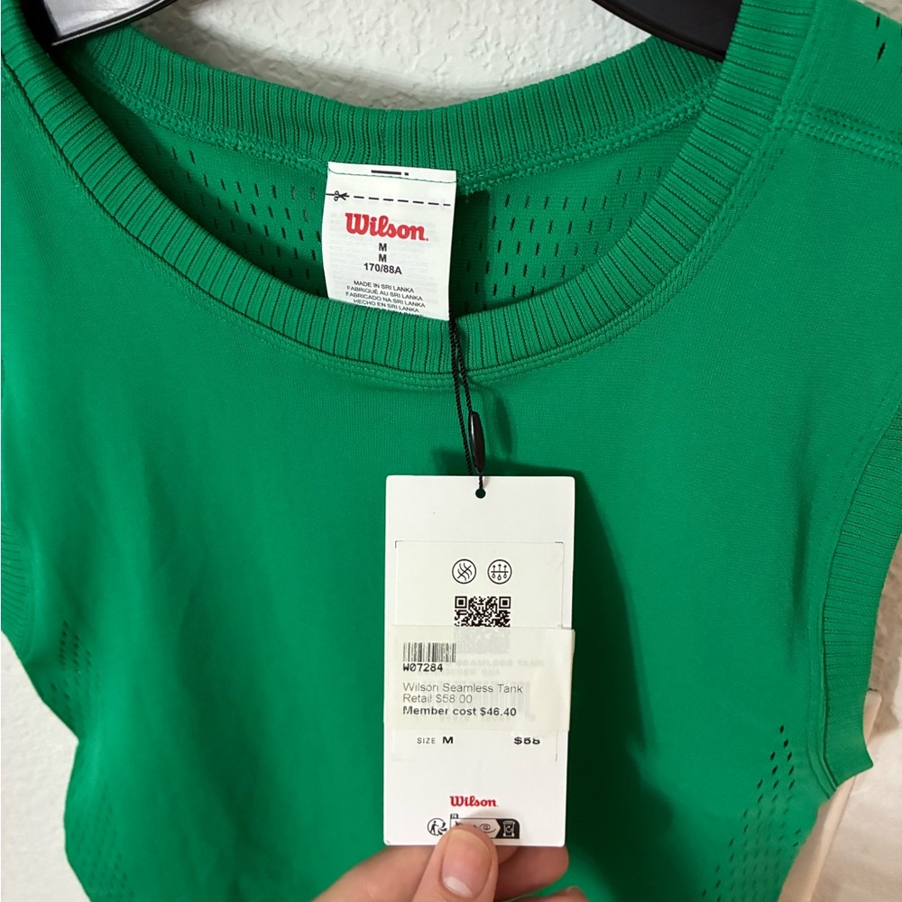 NWT Wilson Seamless Tank Top Green Mesh Athletic Sleeveless Size M - Picture 2 of 5